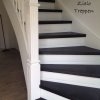 zweifarbige Treppe